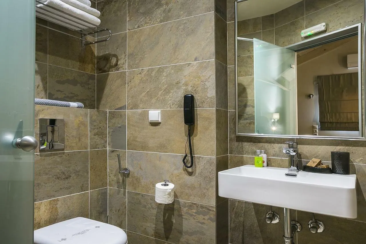 Brand New Skala Beach Apartment- Pieno Di Luce Lägenhet